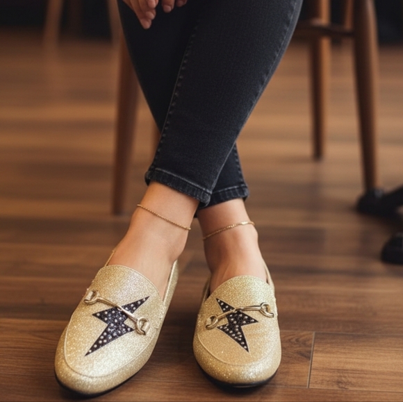 Flat Shoes - Picture 13 of 14